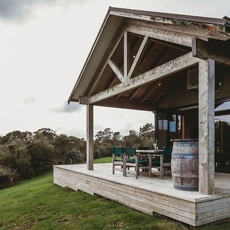 Serenity Lodge Getaway Egmont Village Esterno foto